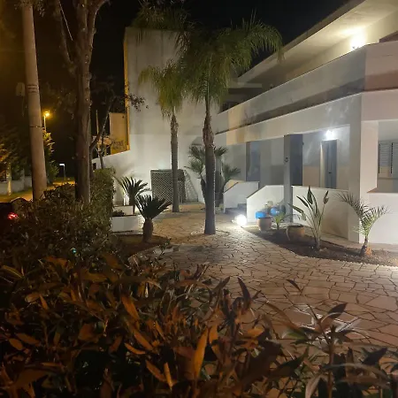 Oda ve Kahvaltı Kale '